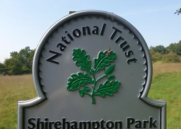 Twin Beds With Private Bathroom At Fir Tree Bristol